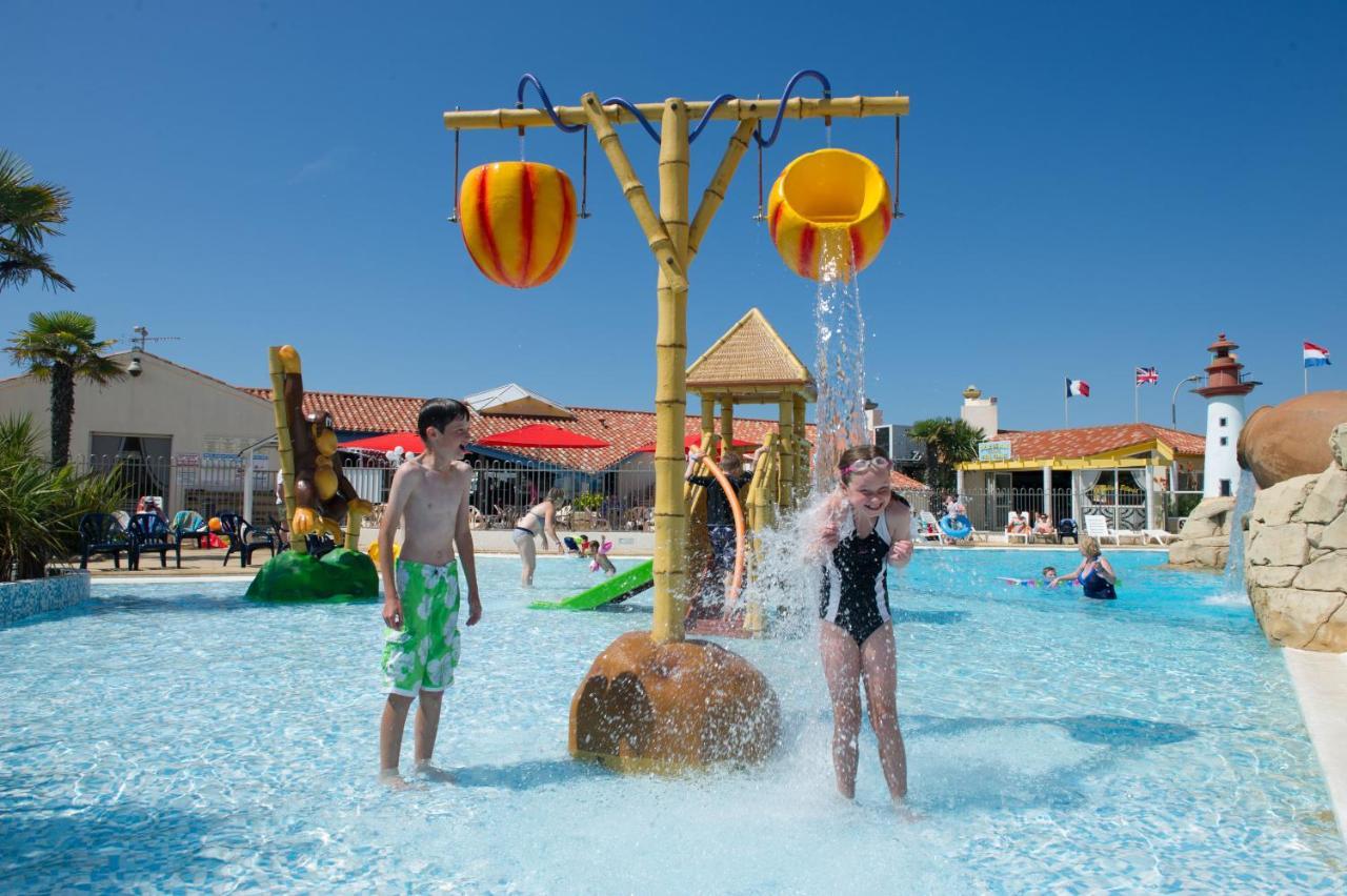 Mobile Homes By Kelair At Camping Sol A Go Go Saint-Hilaire-de-Riez Bagian luar foto